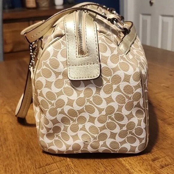 COACH CHELSEA HERITAGE IVORY TAN AND METALLIC GOLD - Picture 6 of 16
